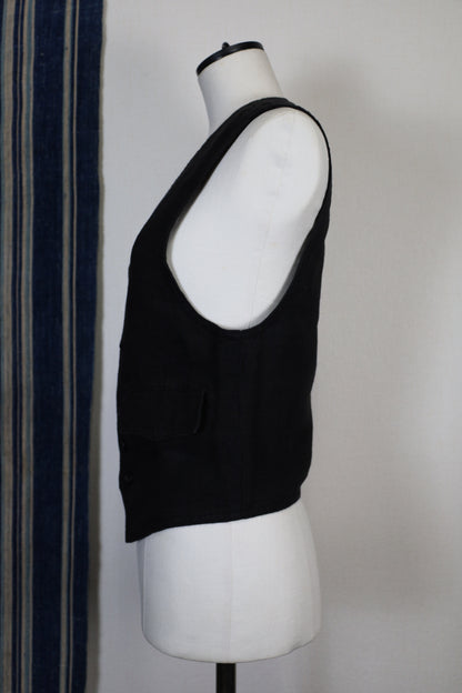 HOWIE linen vest (black)
