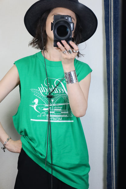726 / 1980's Hanes MEMPHIS TEE
