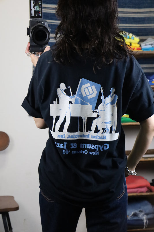 Z704 / early 2000's FRUITS OF THE LOOM JAZZ PRINT TEE