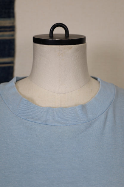 27 / 1980's HANES print tee