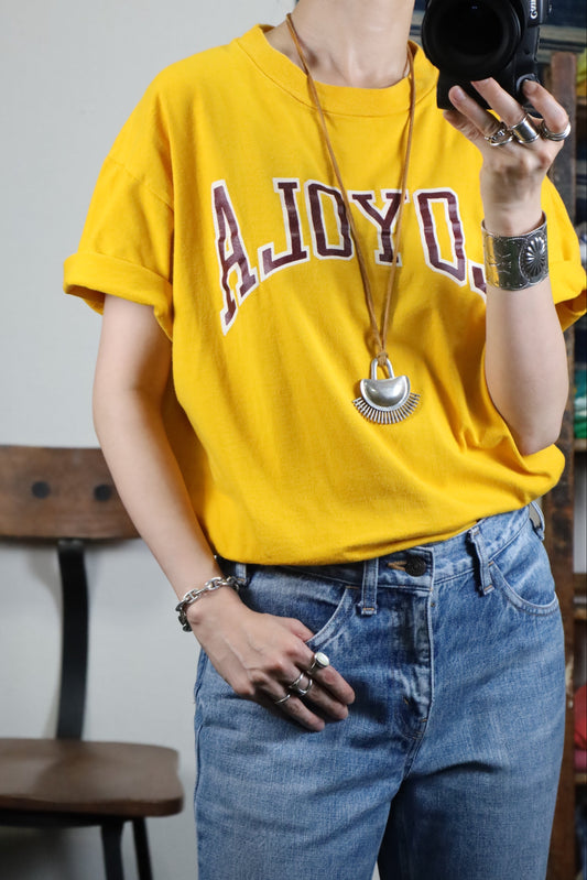 178-1 / 1990's champion LOYALA tee