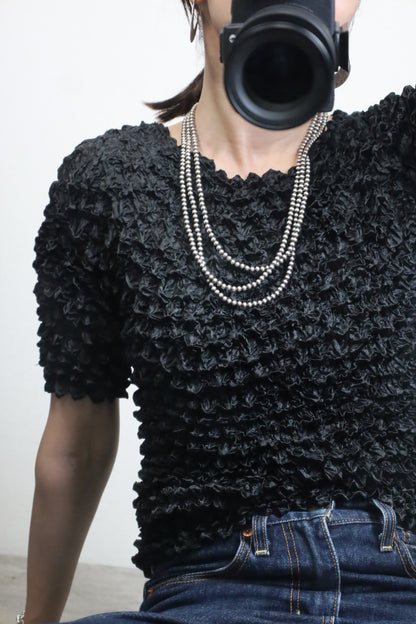 E180 / popcorn knit design Tee