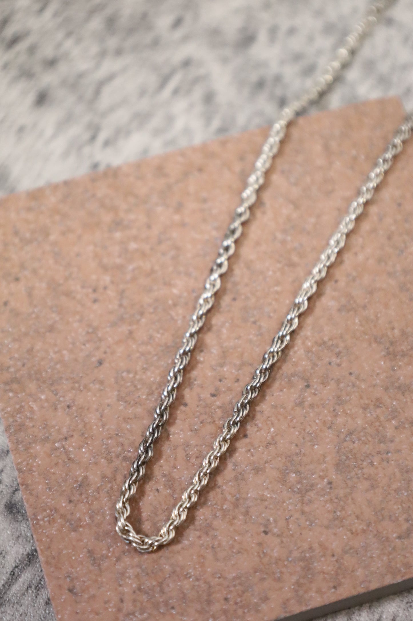 Z138 /  silver necklace