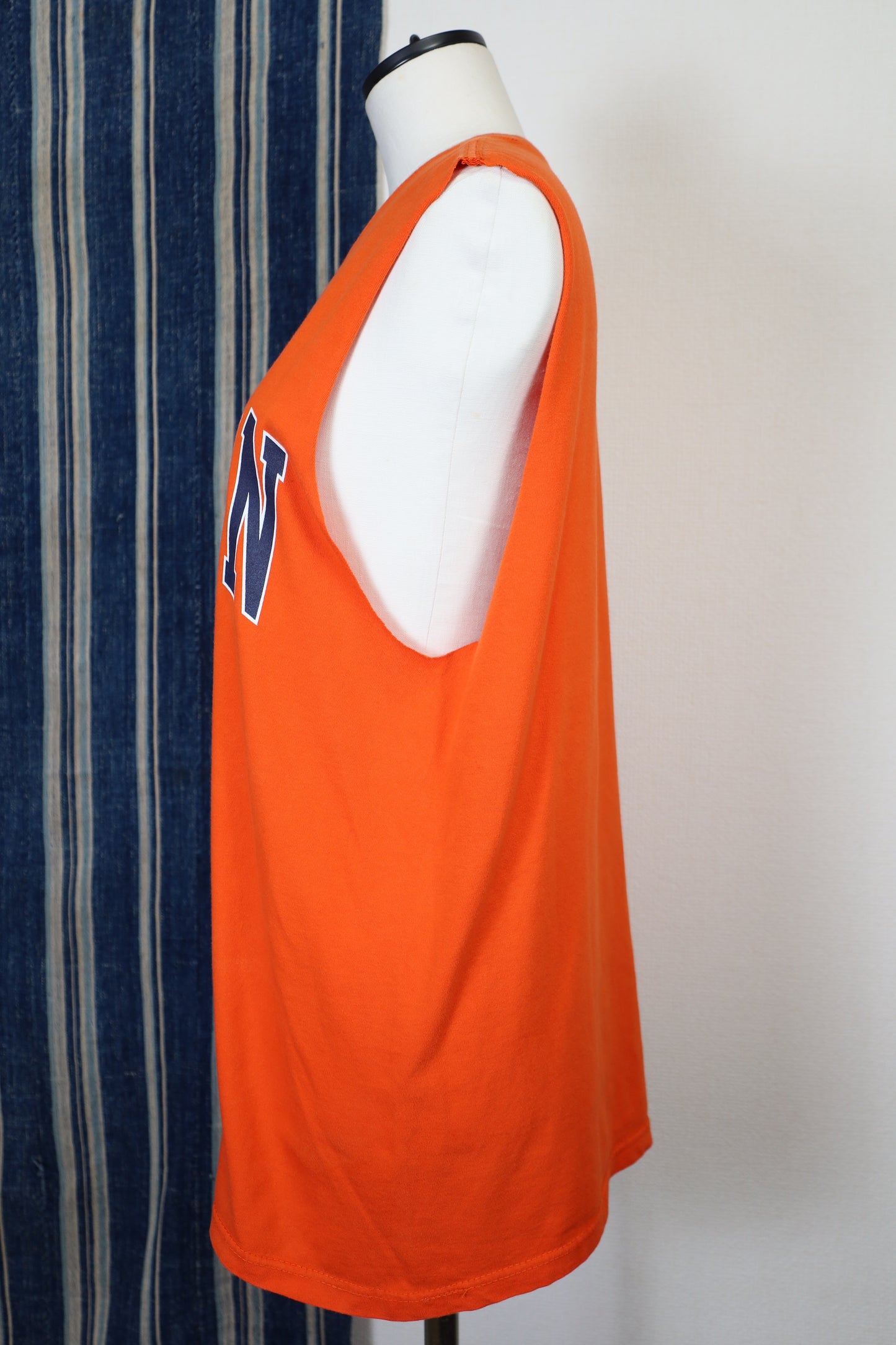 Z95 / The cotton exchange WHEATON No Sleeve Tee