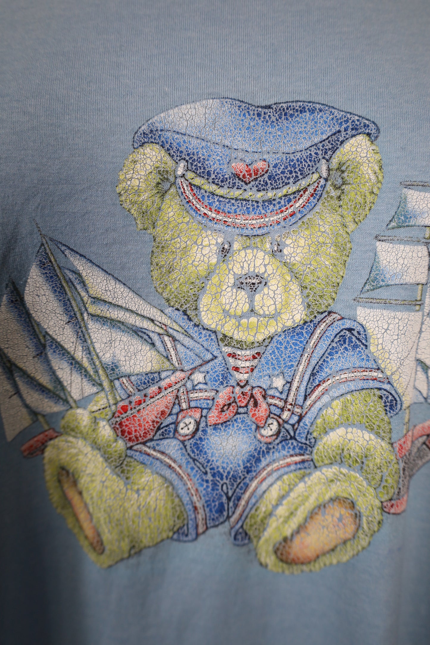 Z833 / 1990's OLD Hanes Bear Print T-Shirt