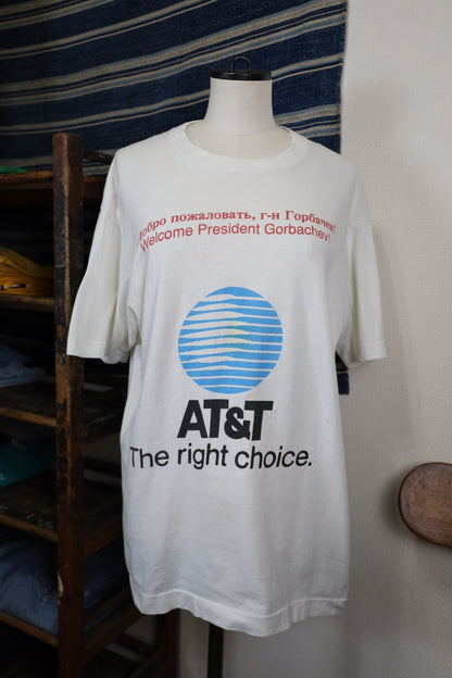 178 / 1990's FRUITS OF THE LOOM AT&T tee