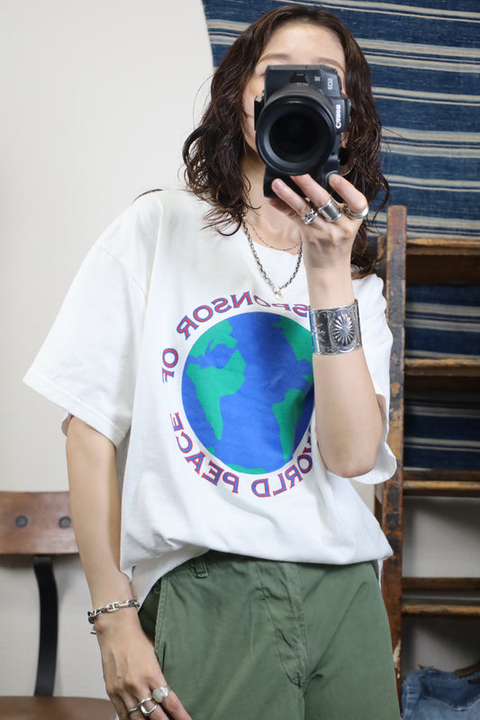 B520 / early 2000's DELTA Print T-Shirt