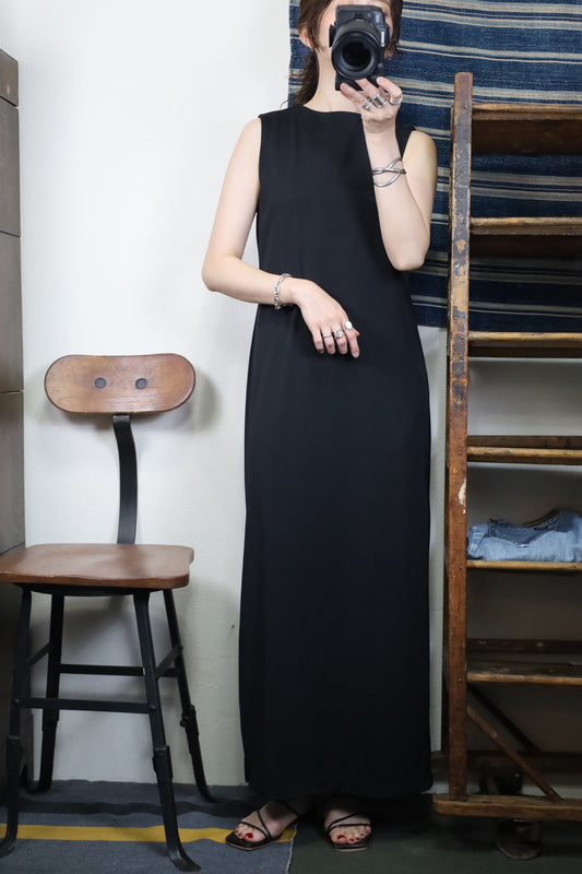 B568 / early2000's SCARLETT one piece