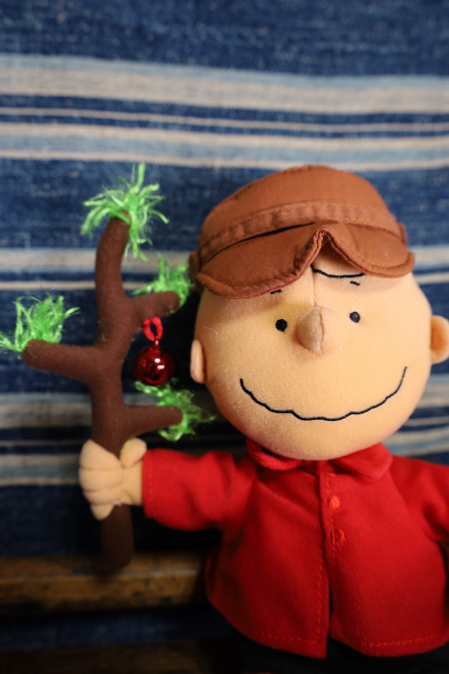 6 / 1990's charlie brown doll