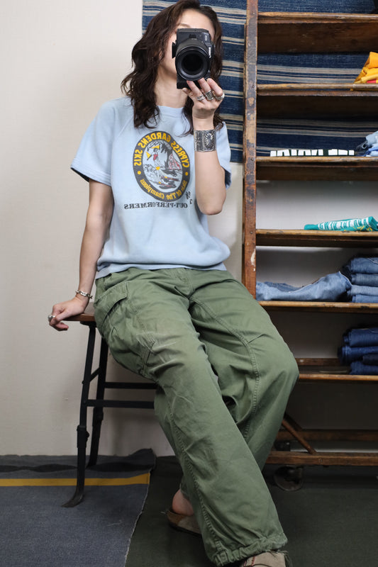 B565 / Vintage washinton mills co short sleeve sweat