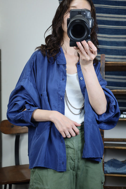 B411 / 1990's UNKNOWN silk shirt