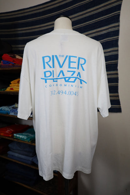 B502 / 1990's Hanes the river plaza tee