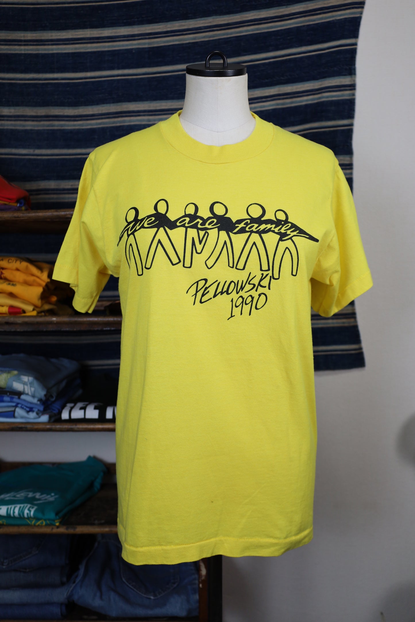 Z815 / 1990's SCREEN STARS  THE ONE family tee