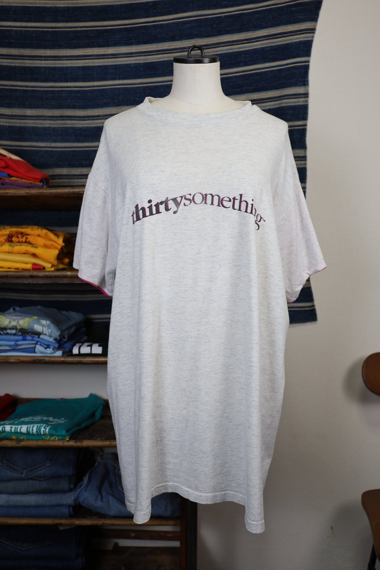 Z836 / 1990's HEARTLAND APPAREL thlrtysomething tee