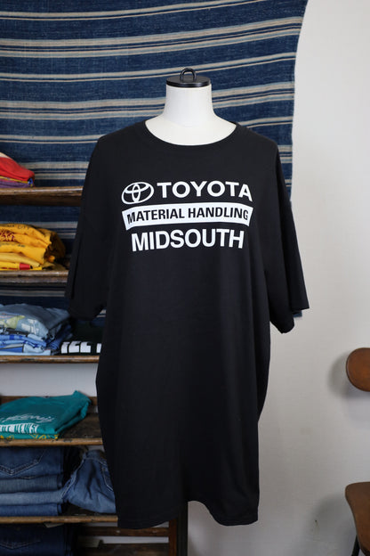 Z162 / early2000's PORT&COMPANY TOYOTA TEE