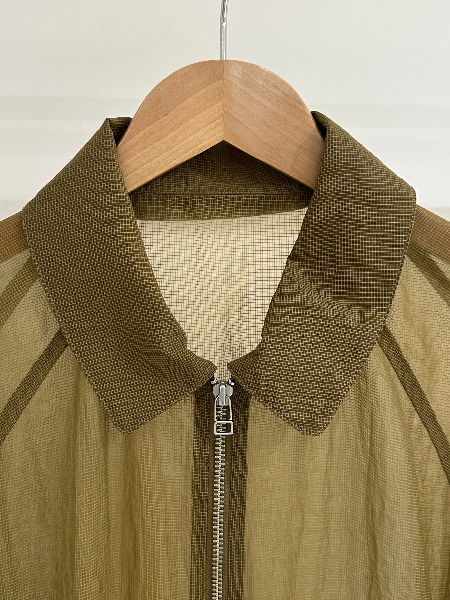 HOWIE Sheer Blouson (khaki)