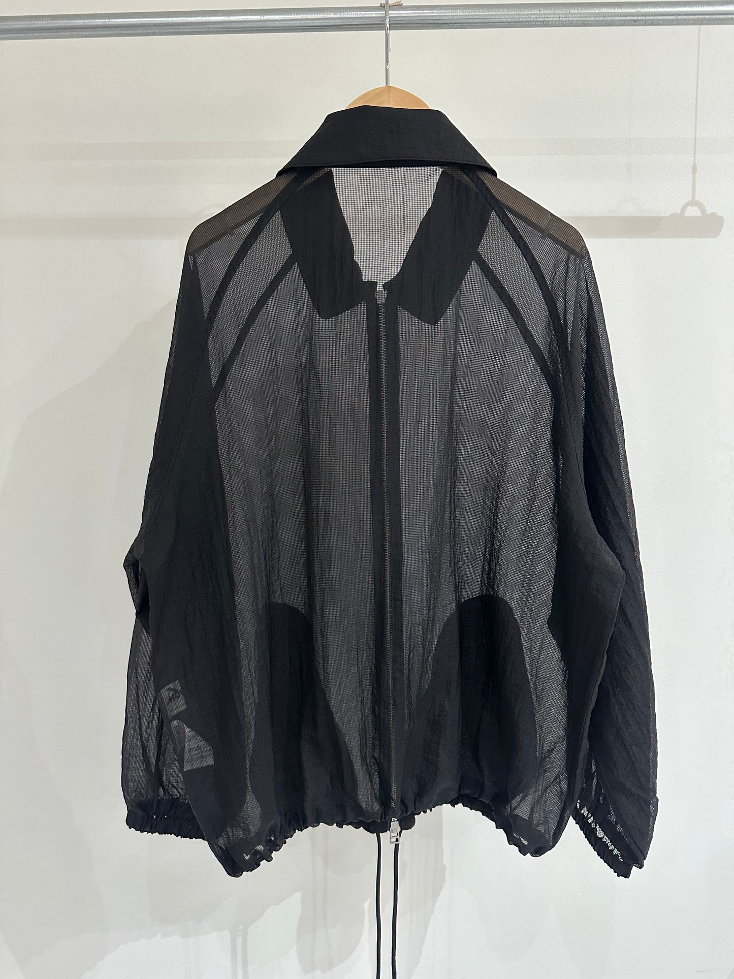 HOWIE Sheer Blouson (black)