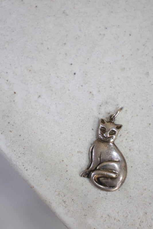 582 / CAT SILVER925 Vintage pendant top necklace