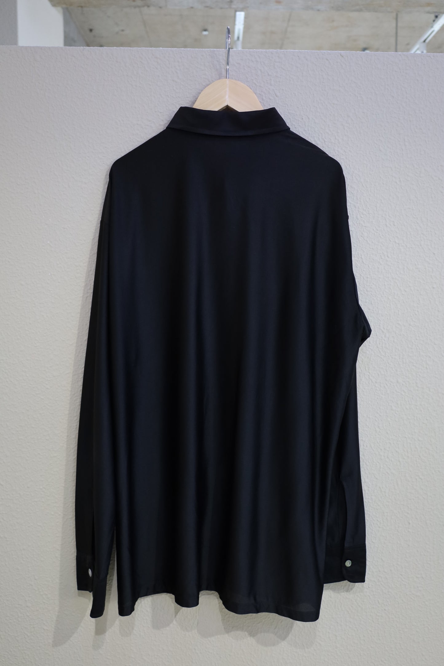 C239 / 1990's GREEN CLUB NYLON shirt