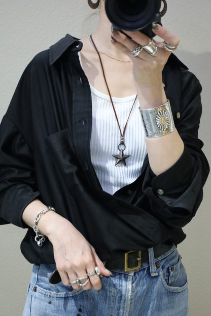 C239 / 1990's GREEN CLUB NYLON shirt