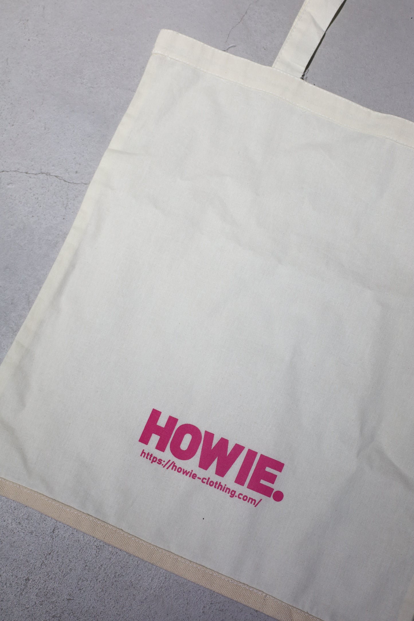 HOWIE shopping tote bag
