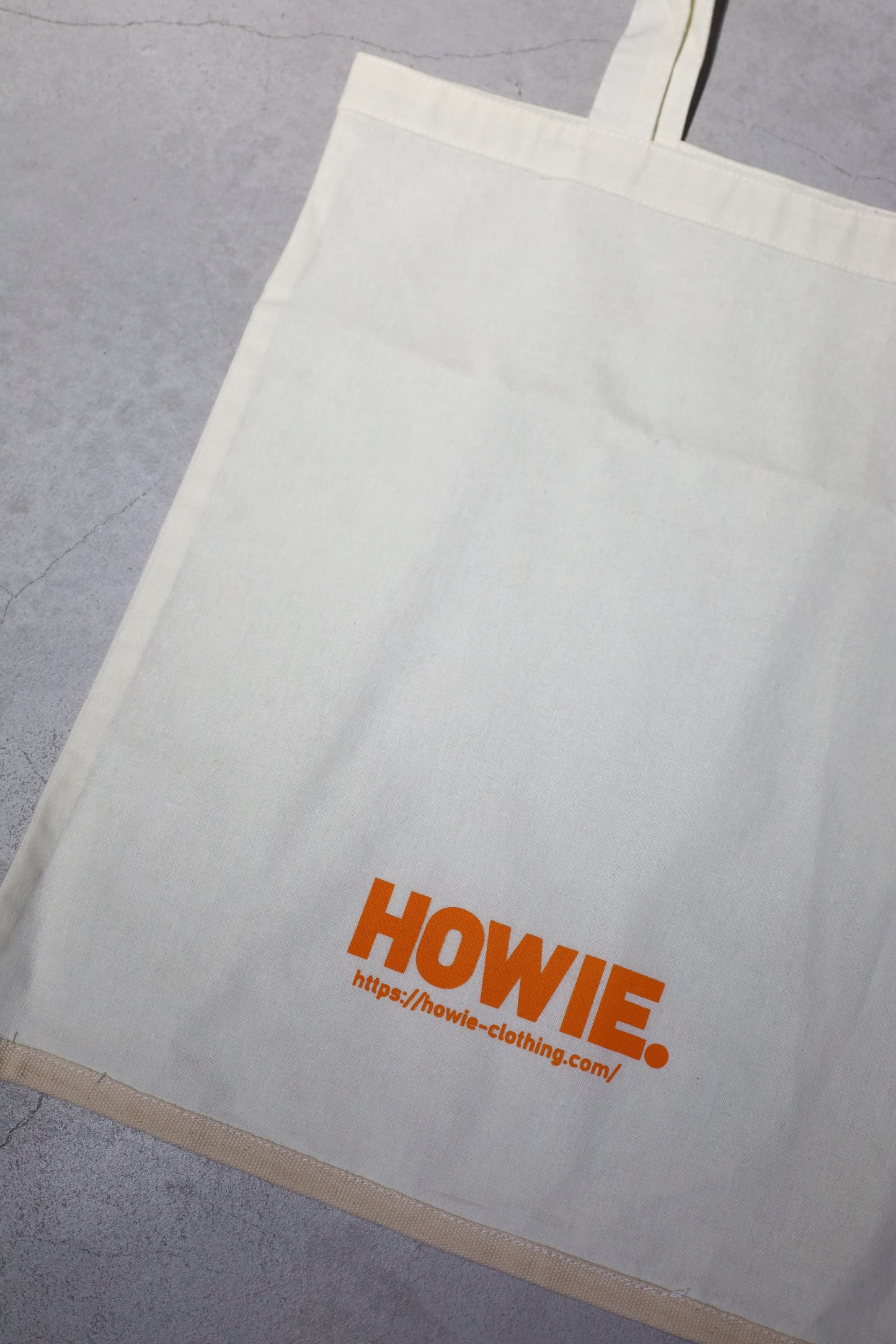 HOWIE shopping tote bag