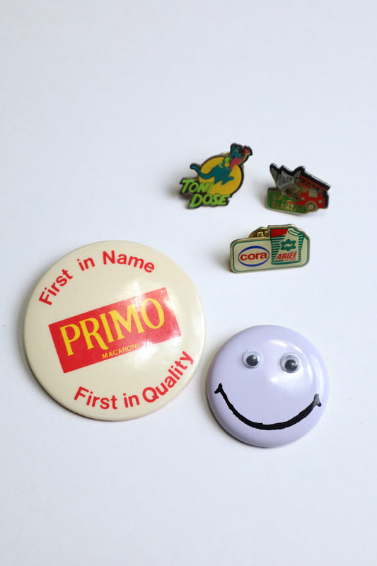 10 / pinback button & pisn set