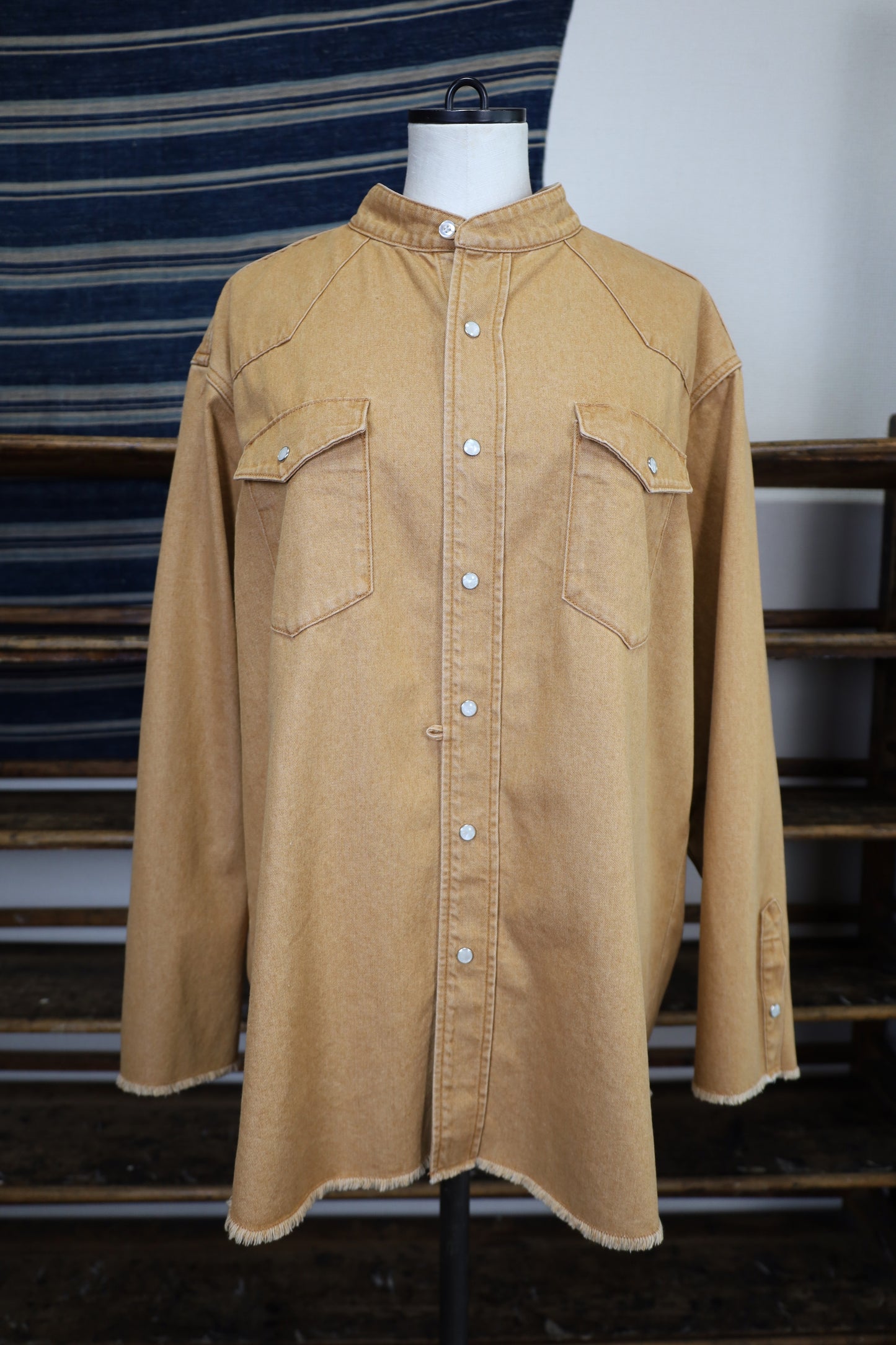 HOWIE DENIM SHIRT (camel)