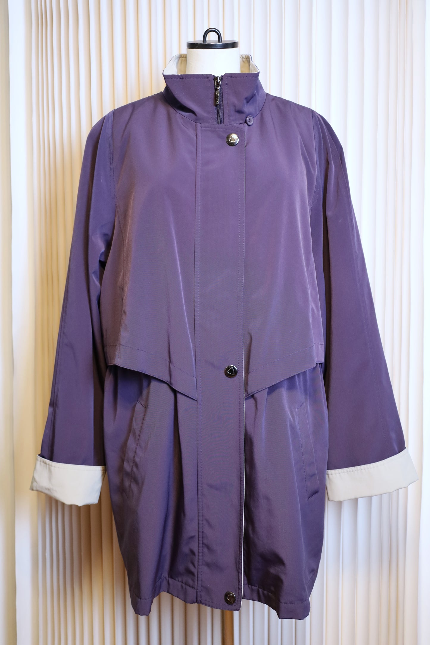 Z955 /early2000's Liz Clalborne Stand Coat