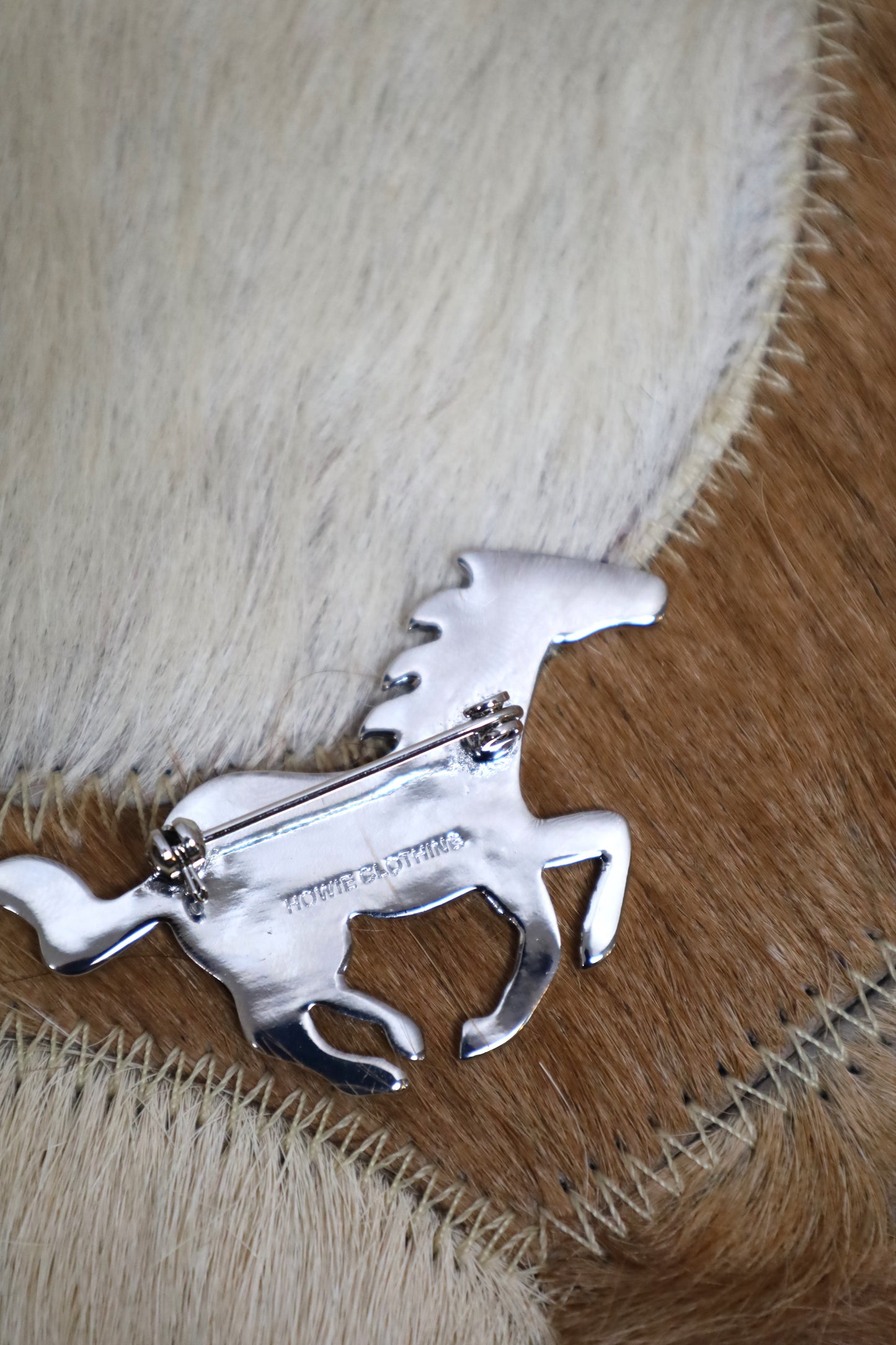 【3月末発送】HOWIE Horse Emblem