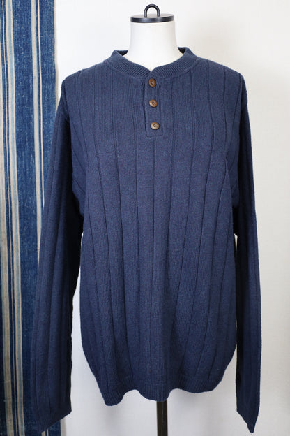 707 / 2000's Haggar henley neck cotton knit