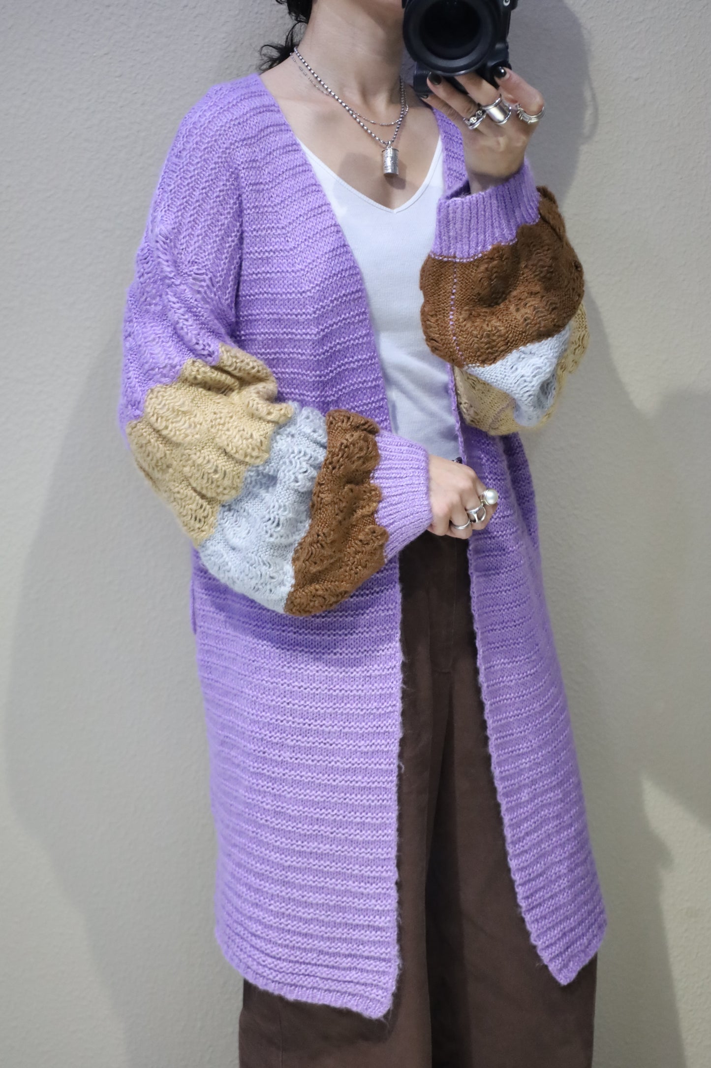 760 / UNKNOWN early2000's design cardigan