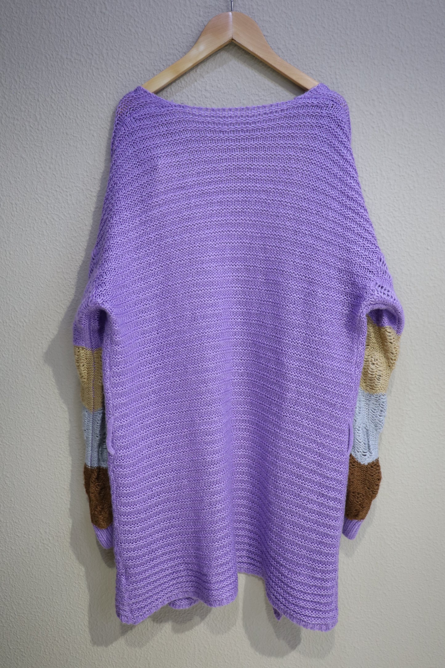 760 / UNKNOWN early2000's design cardigan