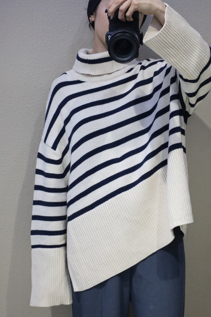 903 / early2000's GAP cotton turtle neck knit