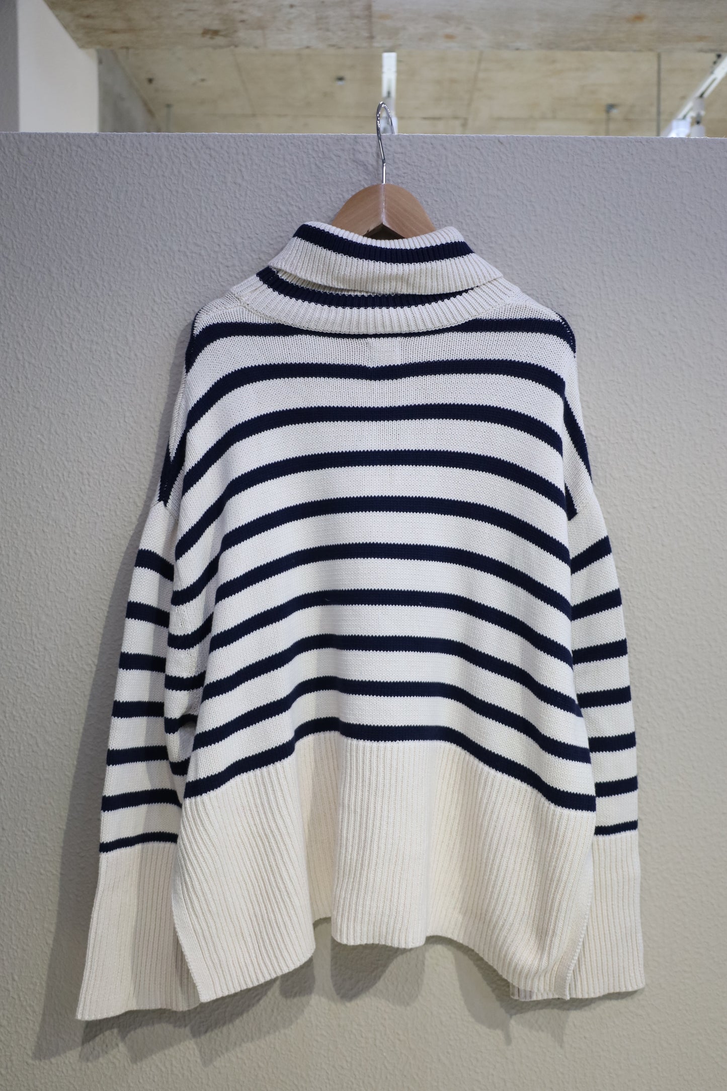 903 / early2000's GAP cotton turtle neck knit