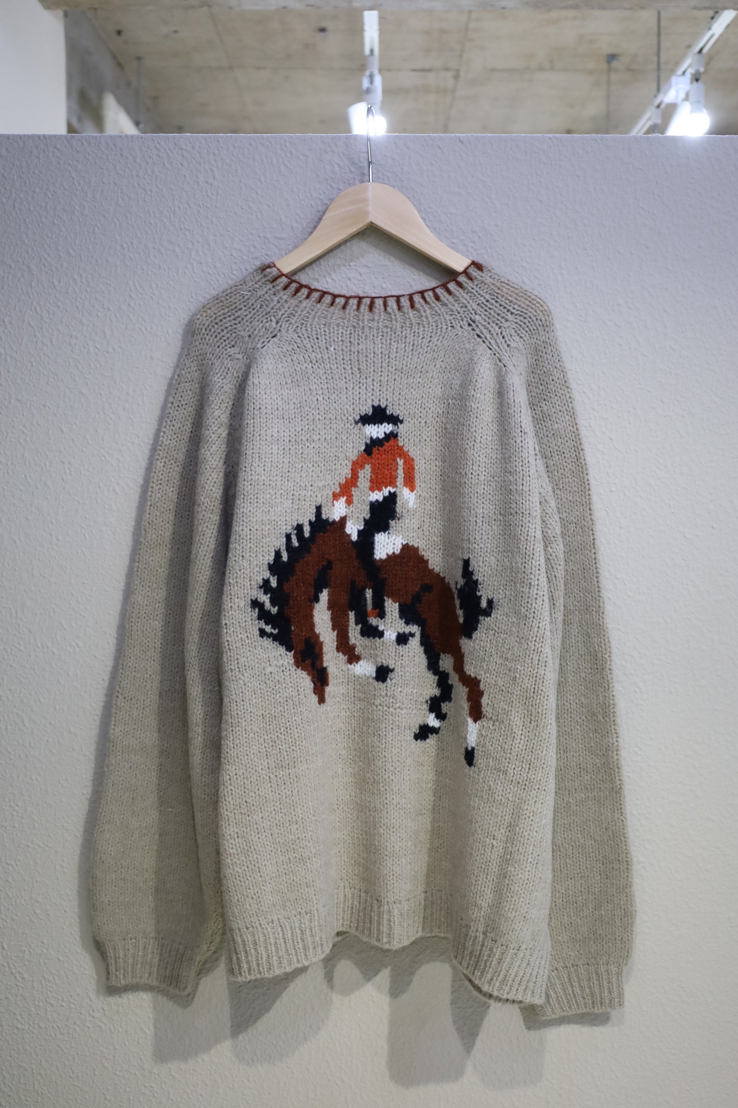 HOWIE Rodeo hand knit