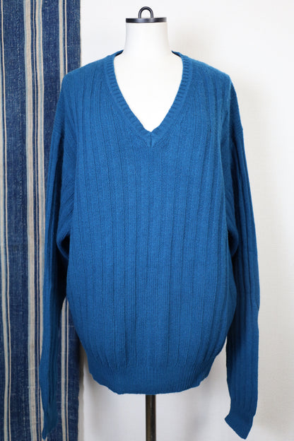 D69 / 1990's OLD Brooks Brothers V-neck Knit