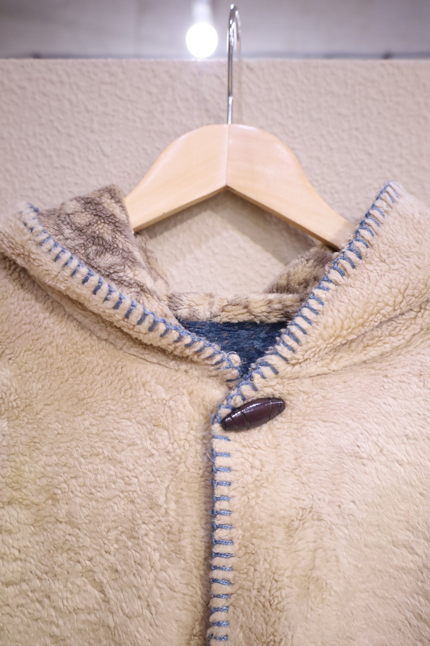 F46 / 1980's OLD UNKNOWN Reversible Fooded Coat