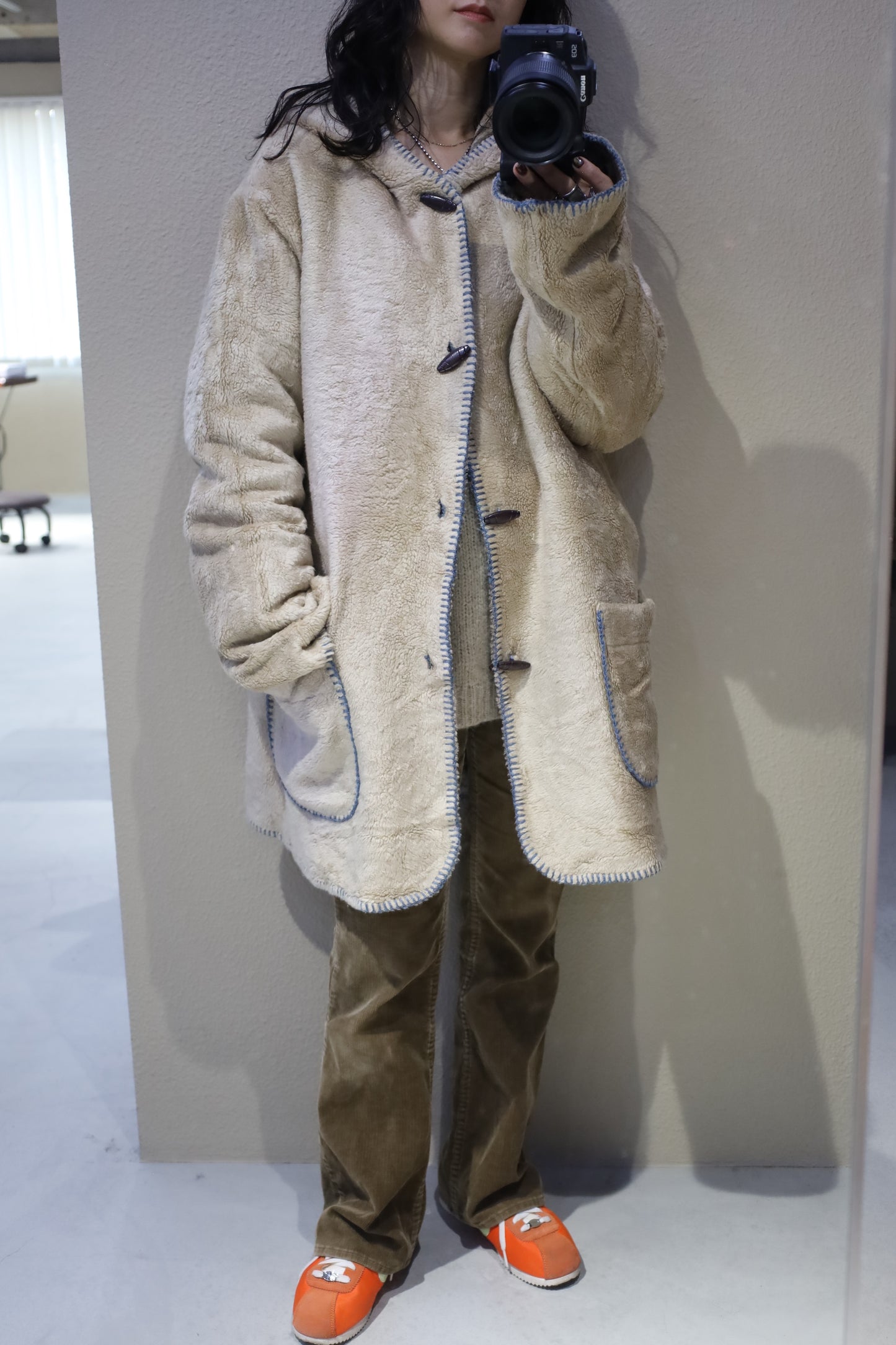 F46 / 1980's OLD UNKNOWN Reversible Fooded Coat