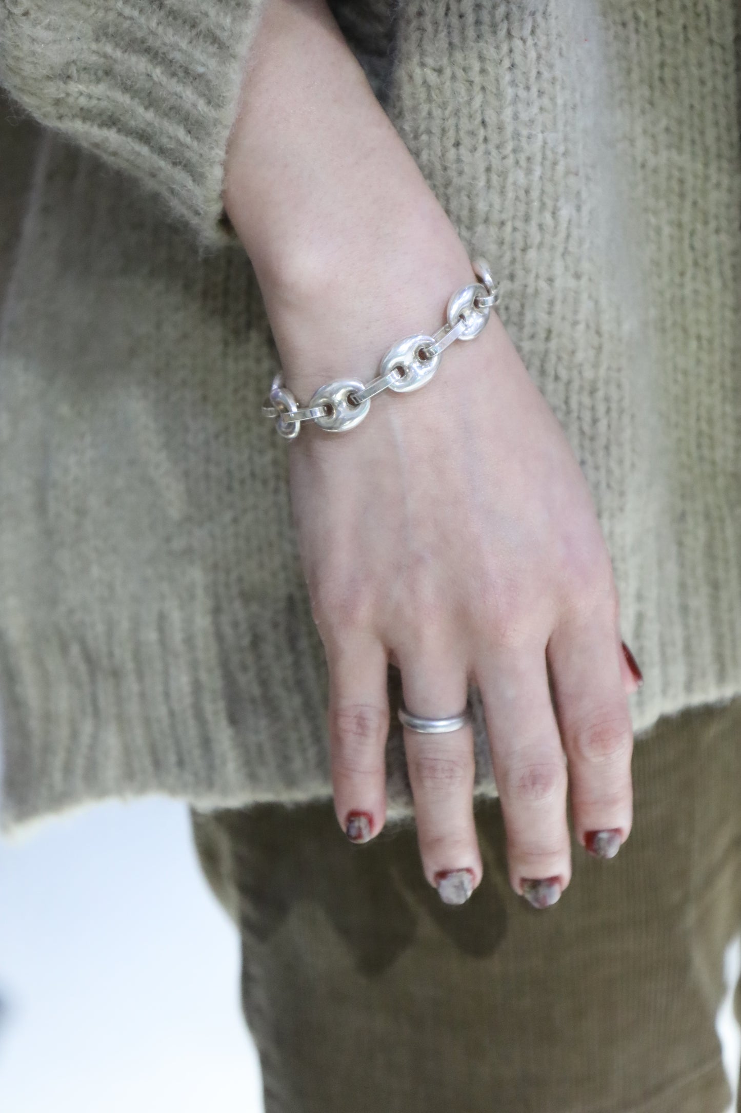 16 / silver  bracelet