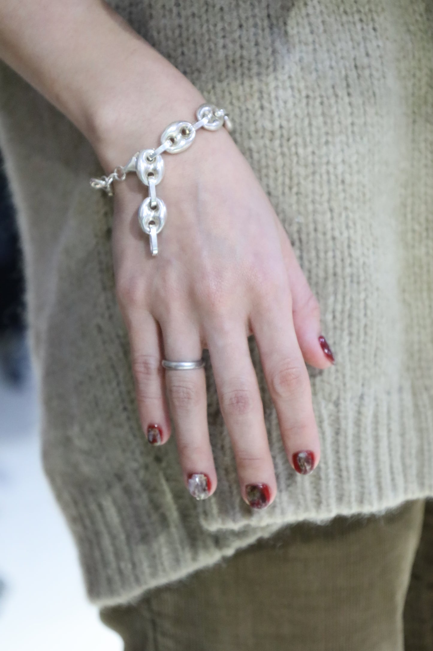 16 / silver  bracelet