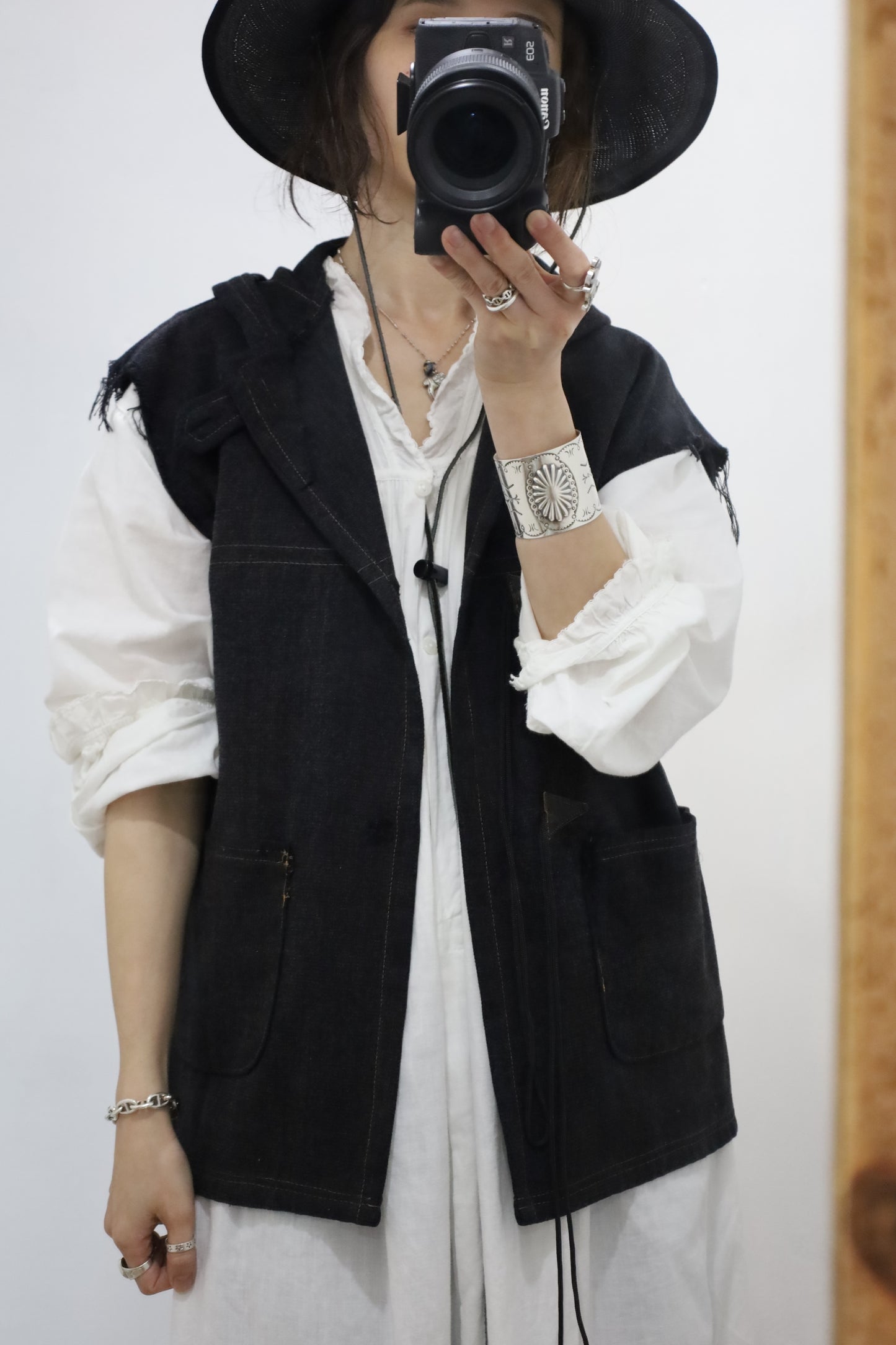 A522 / UNKNOWN remake design fooded vest