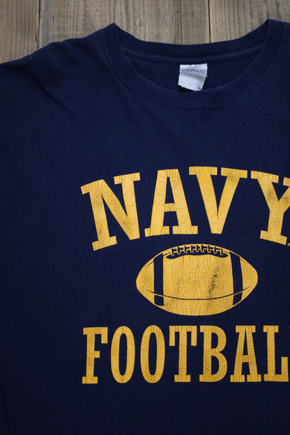 A833 / 2000's GILDAN NAVY FOOTBALL print long sleeve tee