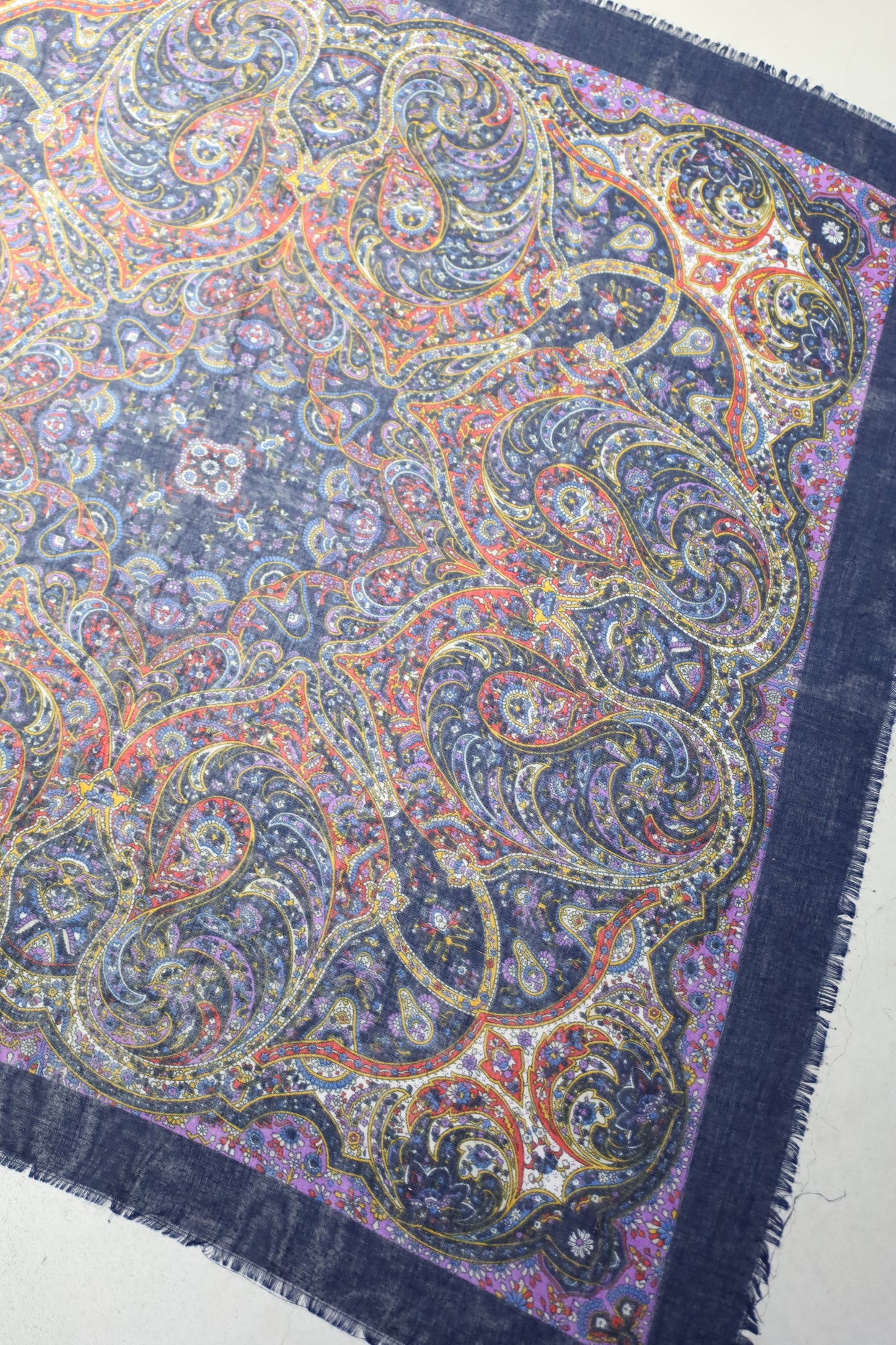 5 / USED scarf