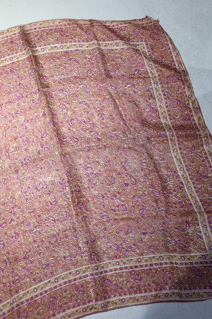 8 / scarf