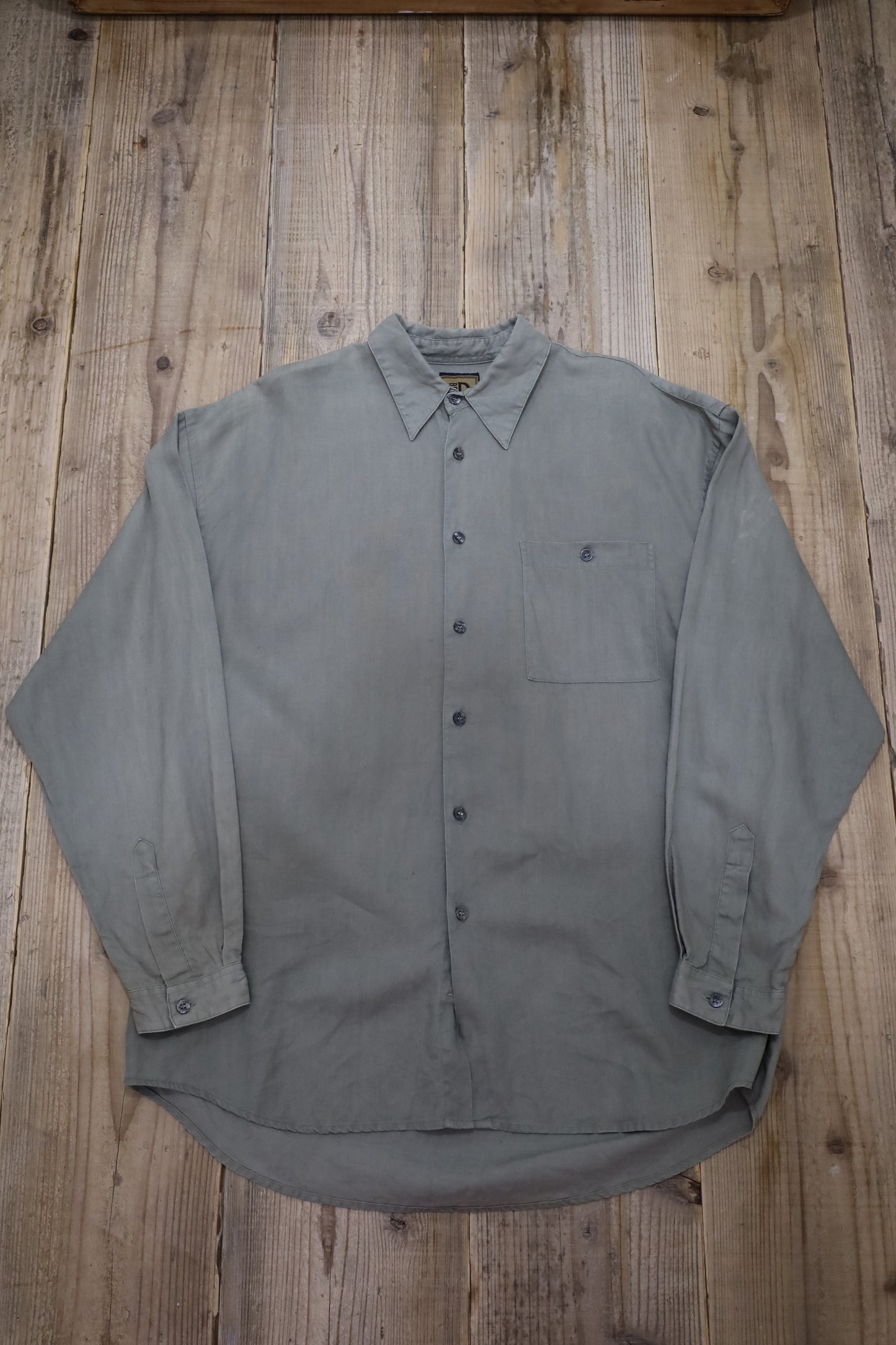 B428 / early2000's BRUNO linen shirt