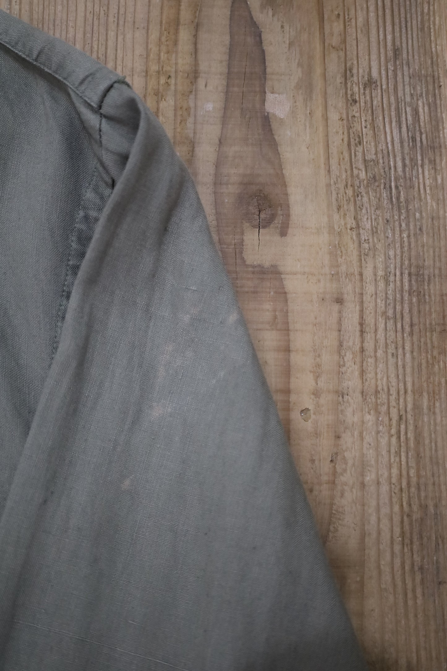 B428 / early2000's BRUNO linen shirt