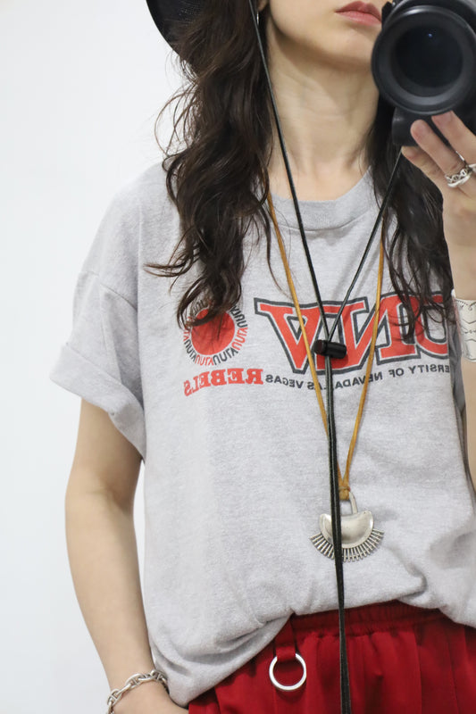 B849 / 1990's SCREEN STARS UNLV print tee