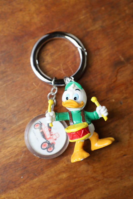13  / key ring Louie