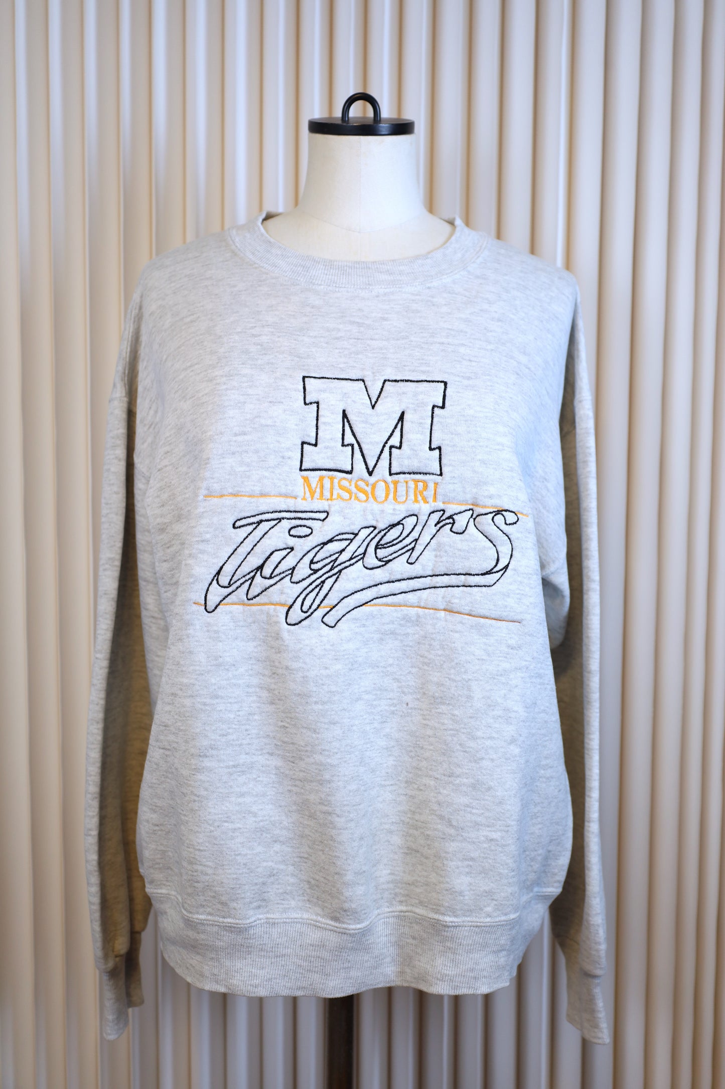 J3 / 1990's TEAM EDITION MISSOURI sweat